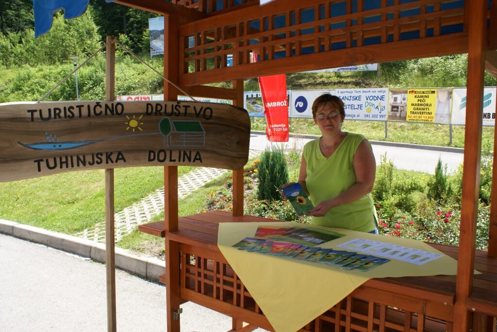 Povezovanje in promocija produktov podeželja